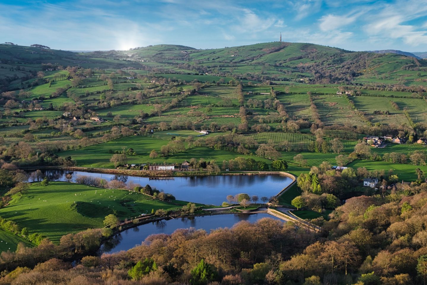 one of the best uk staycation ideas - visit the peak district