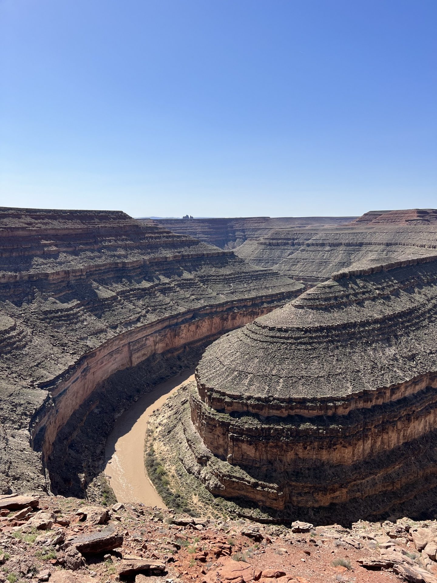 Lower Monument Valley, Teardrop Arch and Hunt’s Mesa