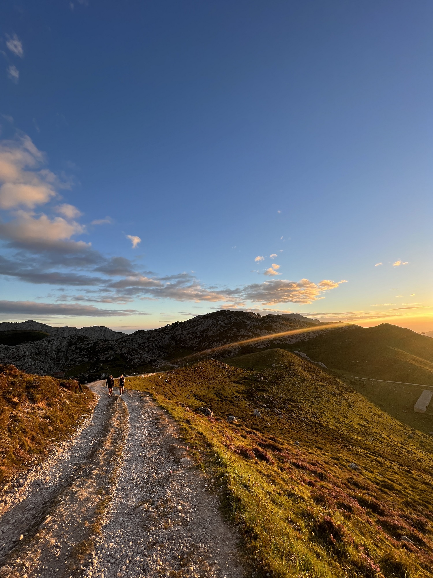 early morning hikes in picos de europa